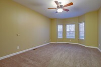 2443 Deer Springs Ct in Ellenwood, GA - Foto de edificio - Building Photo