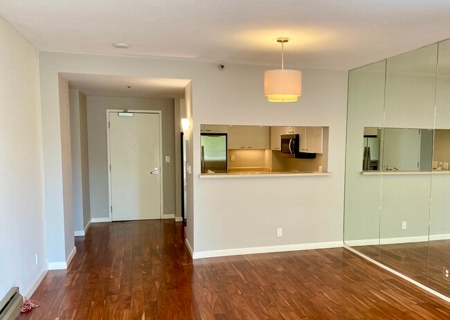 300 3rd St, Unit 408 in San Francisco, CA - Building Photo - Building Photo