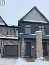 125 Manuel St in Stratford, ON - Building Photo - Building Photo