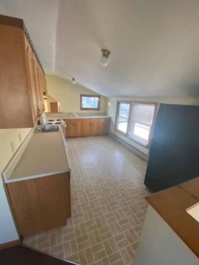 539 Commonwealth Ave, Unit 2 in Newton, MA - Building Photo - Building Photo