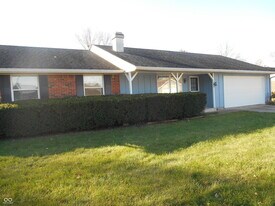 5625 Lakeland Dr in Indianapolis, IN - Building Photo