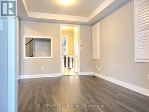 9275 White Oak Ave in Niagara Falls, ON - Building Photo - Building Photo