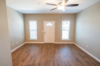 2250 Del Carmel Way in Tallahassee, FL - Building Photo - Building Photo