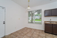 1245 Dekleva Dr in Apopka, FL - Building Photo - Building Photo