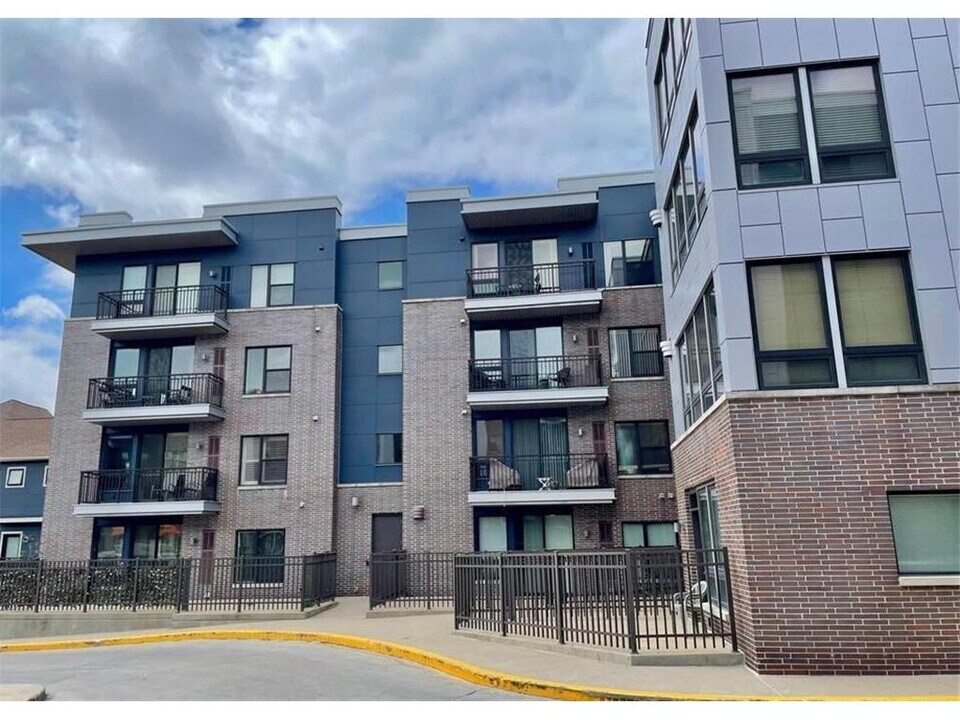 7601 Aldrich Ave S-Unit -119 in Minneapolis, MN - Building Photo