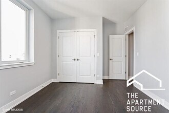 3620 W Irving Park Rd in Chicago, IL - Building Photo - Building Photo