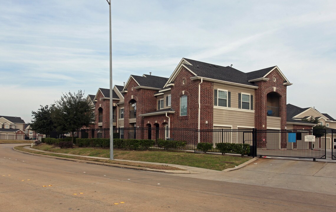 Bristol Apartments Phase II in Houston, TX - Foto de edificio