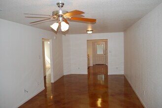 922 Rosewood Dr in Harker Heights, TX - Building Photo - Building Photo