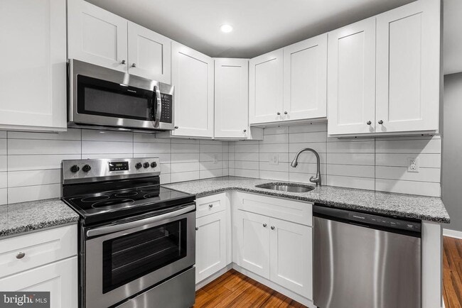 property at 2125 N 20th St