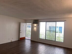 6013 Carlton Way in Los Angeles, CA - Building Photo - Building Photo