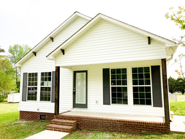 property at 1532B Katherine St NW