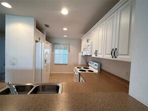 5760 Sabal Trace Dr in North Port, FL - Building Photo - Building Photo