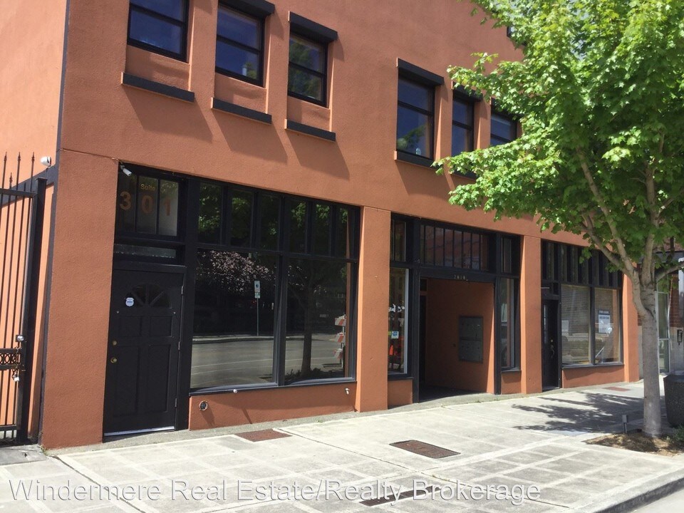 2808 Hoyt Ave in Everett, WA - Building Photo