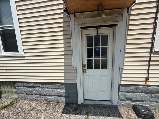 1355 Addison Rd in Cleveland, OH - Building Photo - Building Photo