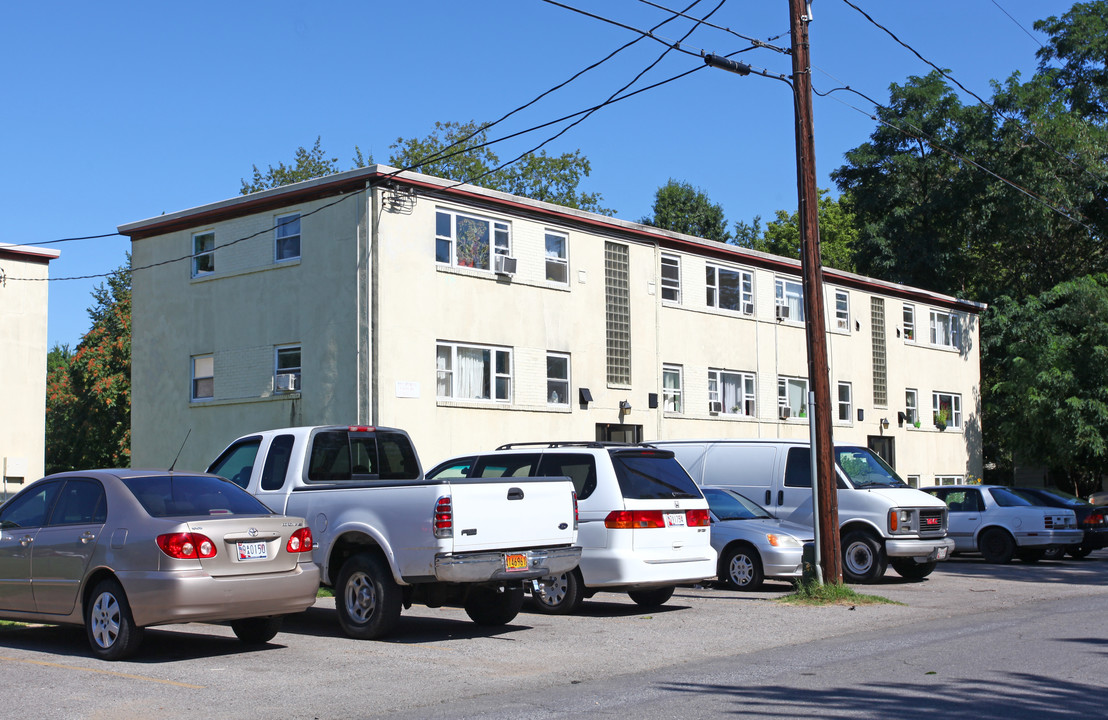 Madison Apartments in Annapolis, MD - Building Photo