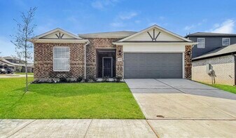 1904 Belmont Dr in Seagoville, TX - Building Photo