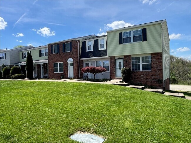 3000 Ridge Rd in South Park, PA - Building Photo - Building Photo