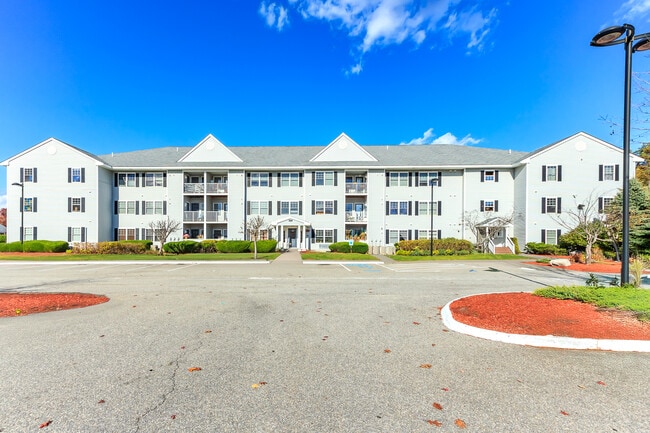 Stella Arms Apartments, LP in Manchester, NH - Foto de edificio - Building Photo