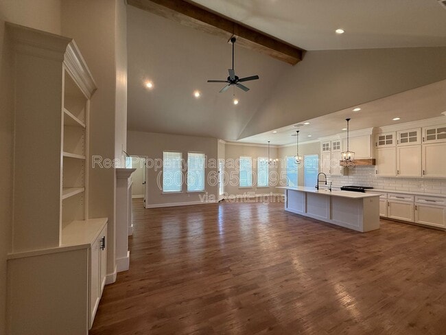 801 N 5th St in Wolfforth, TX - Building Photo - Building Photo