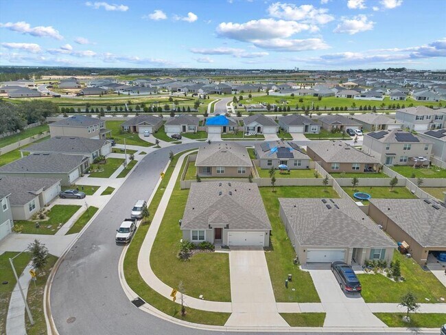 523 Boardwalk Ave in Haines City, FL - Building Photo - Building Photo