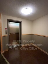 3540 Hennepin Ave in Minneapolis, MN - Building Photo - Building Photo