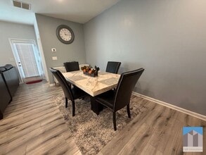 7565 Knoll Hollow Rd in Lithonia, GA - Building Photo - Building Photo