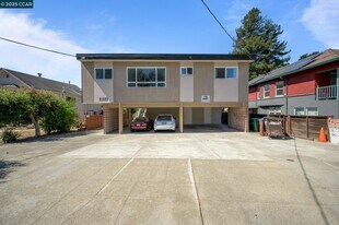 2134 McGee Ave in Berkeley, CA - Building Photo