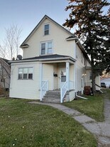 5 S 63rd Ave W in Duluth, MN - Building Photo