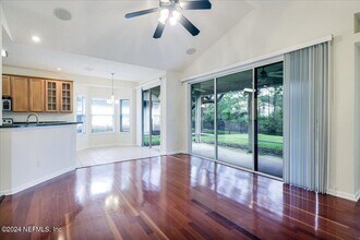 4569 Comanche Trail Blvd in Jacksonville, FL - Building Photo - Building Photo