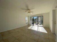 3744 Savoy Ln, Unit B2 in West Palm Beach, FL - Foto de edificio - Building Photo