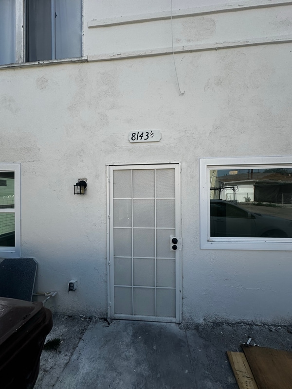 8631 1/2 State St in South Gate, CA - Building Photo - Building Photo
