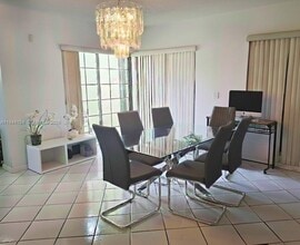 20640 SW 124th Ct in Miami, FL - Building Photo - Building Photo