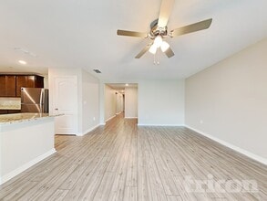 304 Kensington View Dr in Winter Haven, FL - Foto de edificio - Building Photo