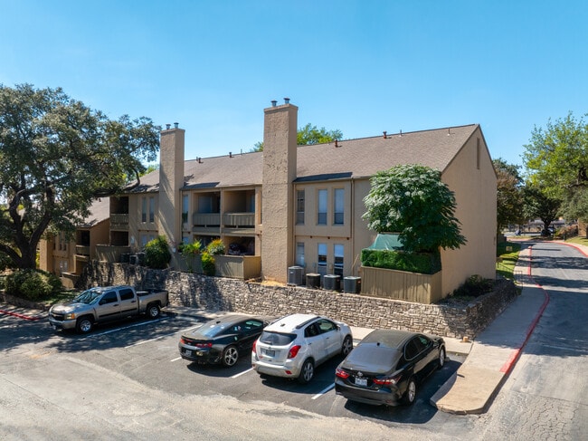 Woods of Brookhollow in San Antonio, TX - Building Photo - Building Photo