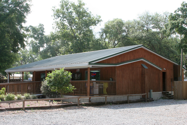 21710 US 98 Hwy in Dade City, FL - Foto de edificio - Building Photo