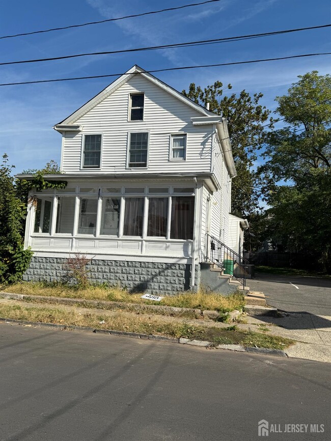 property at 280 William St