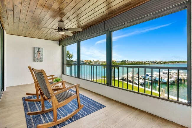property at 1748 Jupiter Cove Dr