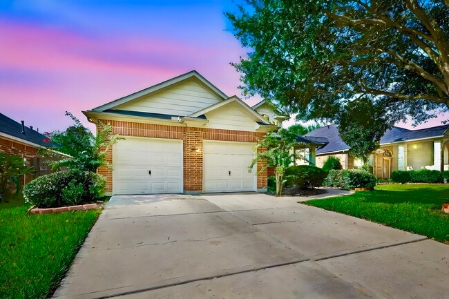 property at 2815 Sage Creek Ct
