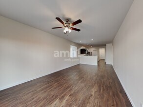 19232 18th Ave Ct E in Spanaway, WA - Building Photo - Building Photo