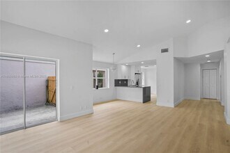 9354 Arborwood Cir in Davie, FL - Building Photo - Building Photo