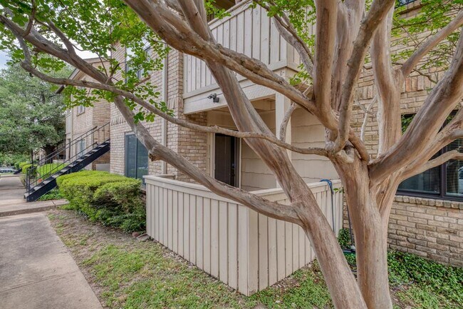 property at 8210 Bent Tree Rd