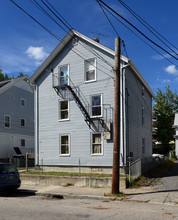 113 Garfield St in Central Falls, RI - Foto de edificio - Building Photo