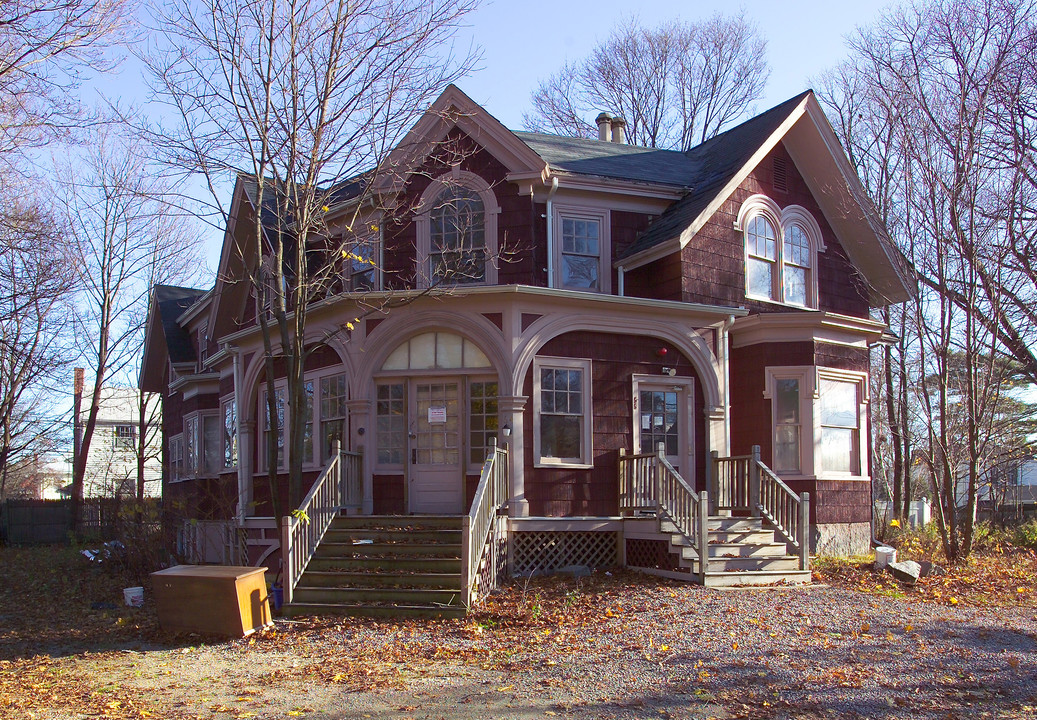 64 Fenno St in Quincy, MA - Building Photo