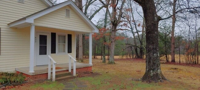 422 Manning Ave in Elon, NC - Building Photo - Building Photo