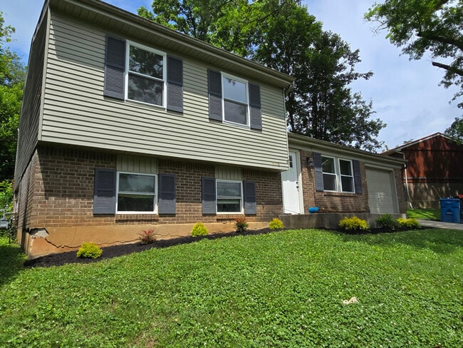 property at 9008 John Paul Ct