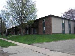 Windbriar Apartments in Fitchburg, WI - Building Photo - Building Photo