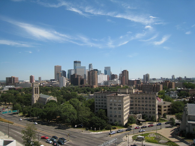 Kenwood Gables in Minneapolis, MN - Foto de edificio - Building Photo