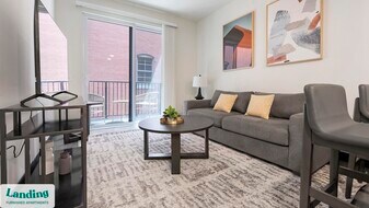 1014 Spruce St in St. Louis, MO - Building Photo