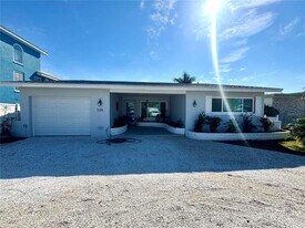 535 173rd Ave in North Redington Beach, FL - Building Photo