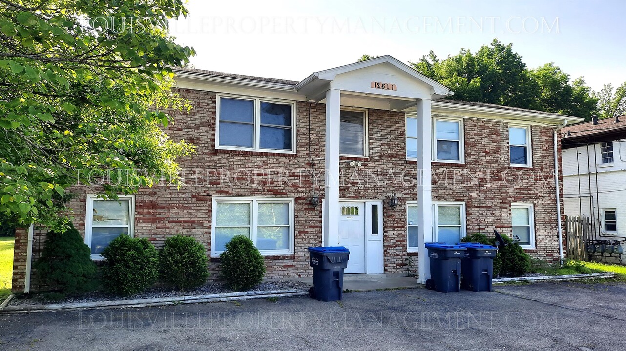 12611 E Orell Rd, Unit 2 in Louisville, KY - Building Photo
